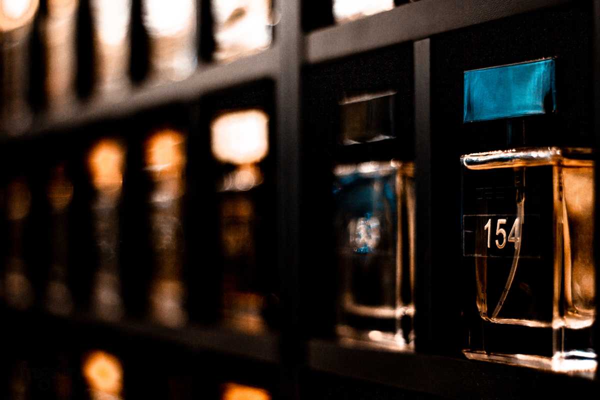 Top Perfumes That Make Heads Turn - Trending Scents in Pakistan
